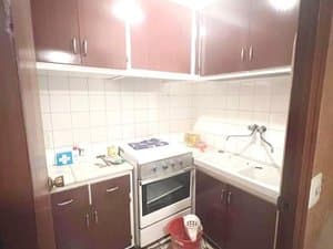 Segunda cocina con cocina de gas