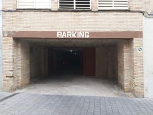 Entrada del aparcamiento desde la calle