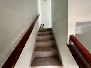 Escalera a la planta superior