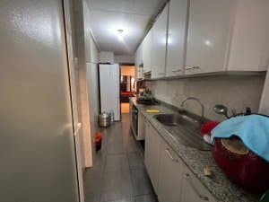 Cocina con encimera de granito