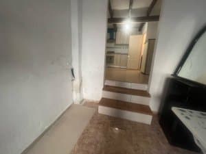 Escalones entre los dos niveles del estudio