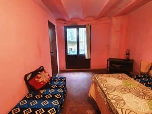Salón con salida al balcón