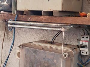 Cuadro eléctrico en la pared