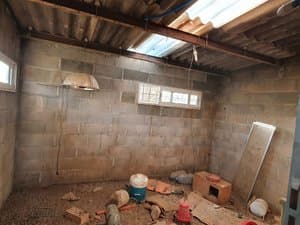 Almacén de bloque con claraboya