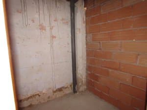 Rincón en obra con tabique de ladrillo