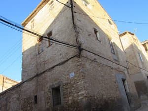 Fachada de piedra de la casa